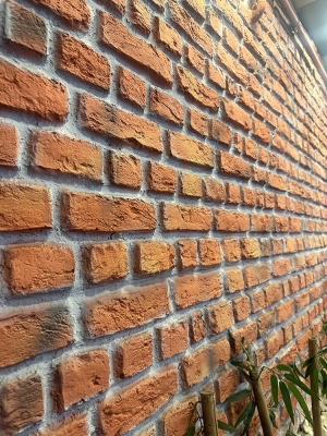 Derin Tuğla Duvar Paneli Uygulama Görseli